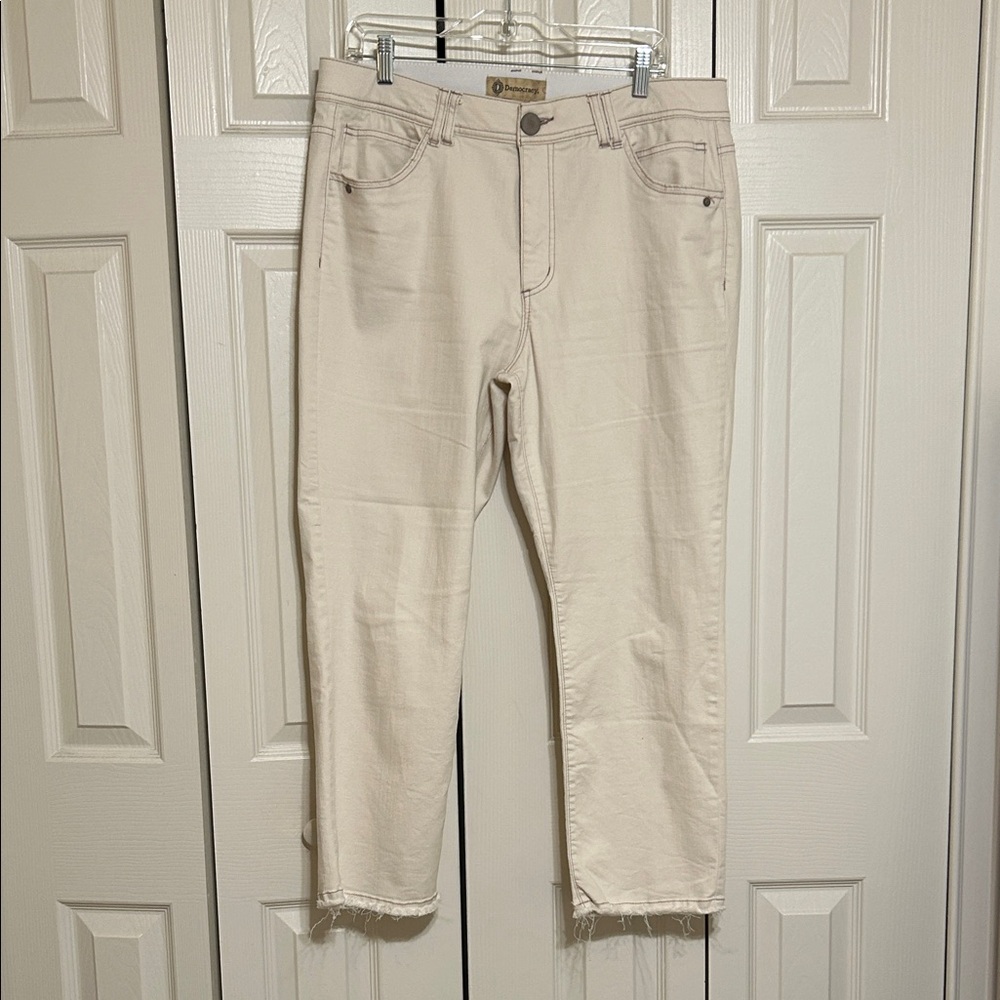 Democracy Crop Ankle Jeans in Cream - Sz 16